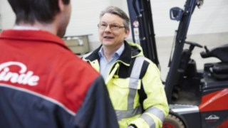 maintenance-repair_working_1641 maintenance-repair_working_1641