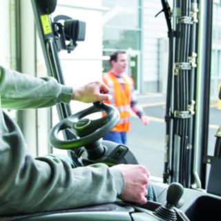 Der Linde Safety Guard hilft Unfälle zu erkennen, bevor sie entstehen.