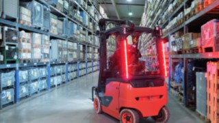 Linde Material Handling erweitert Portfolio der Arbeitsscheinwerfer 